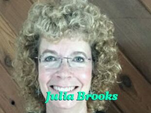 Julia_Brooks