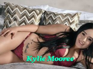 Kylie_Mooree