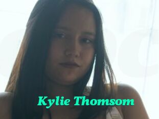 Kylie_Thomsom