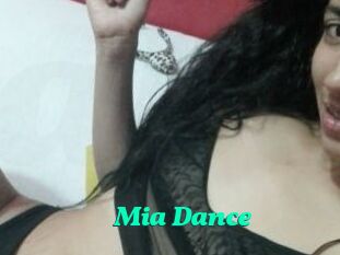 Mia_Dance