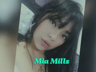 Mia_Mills