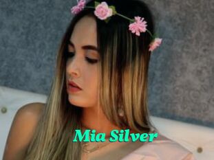 Mia_Silver