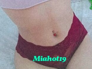 Miahot19