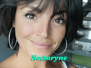 Nectaryne