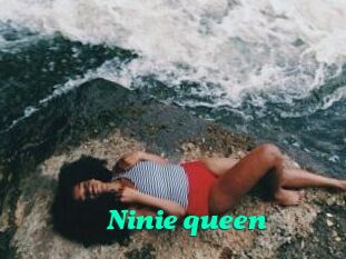 Ninie_queen