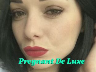 Pregnant_De_Luxe